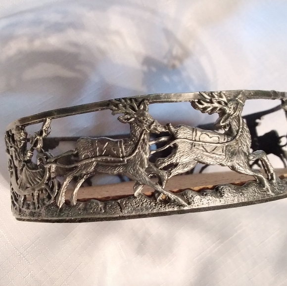 Vintage Pewter Santa Reindeer Sleigh Candle Holder - Picture 5 of 7